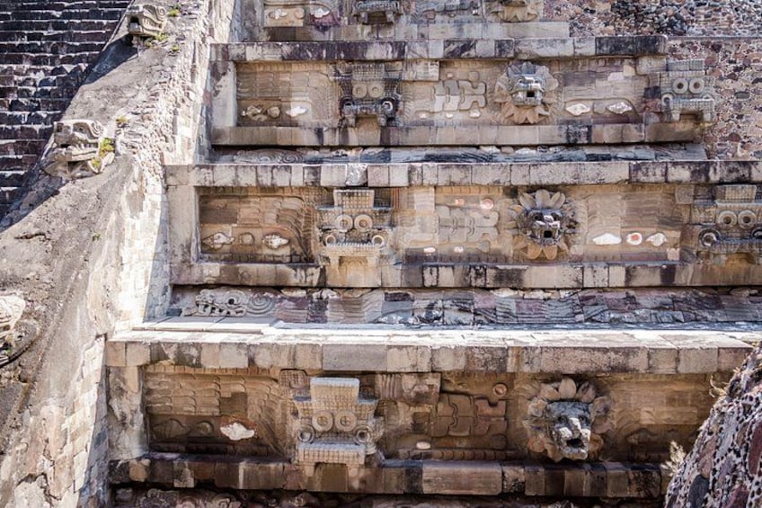 From Mexico City: Teotihuacan and Basilica of Guadalupe Tour 3