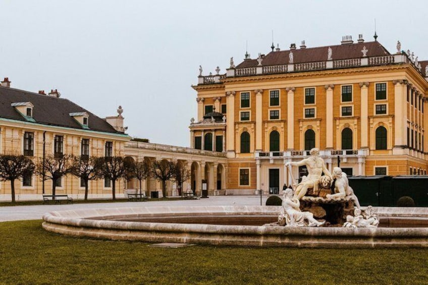 Schönbrunn Palace Guided Tour with Skip the Line Access 2