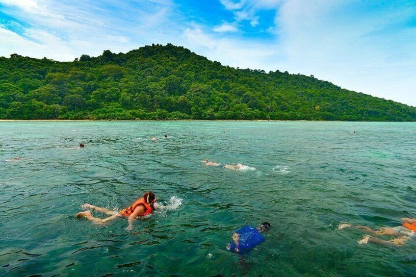 Maya Bay Phi Phi and Khai Island Speedboat Trip from Khao Lak 5