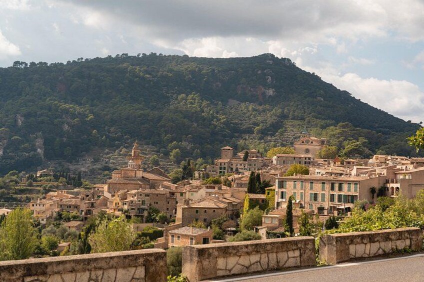 Mallorca Scenic Villages Tour with Traditional Lunch 3