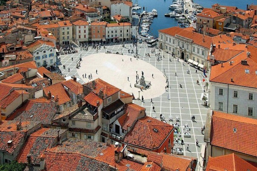 Piran walking tour & Wine Treasures in the Istrian Hinterlands 1
