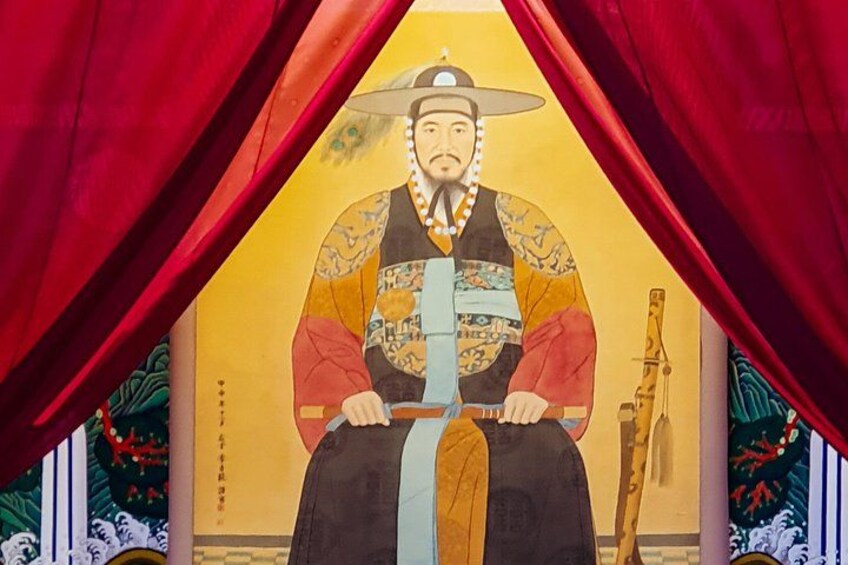 Suwon Fortress and Palace Walk with Optional Food Experience 5
