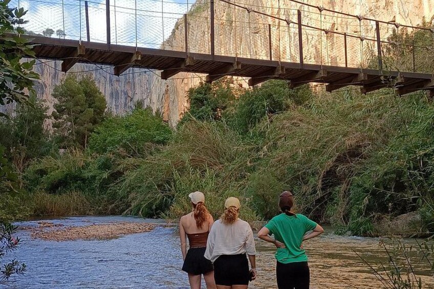 Chulilla Hanging Bridges Hike & Turia Canyon Tour from Valencia 2
