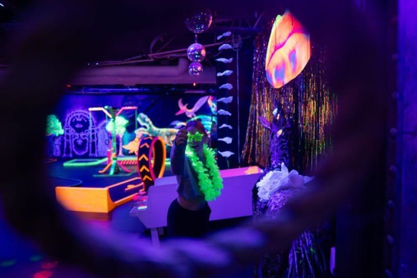 Putt'n'Glow Mini Golf in Queenstown 1