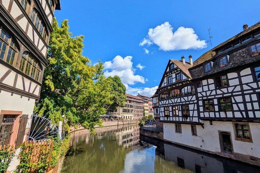 Once a district DE travail, Petite France has been able to transform its humble past EN a universal charm. 2
