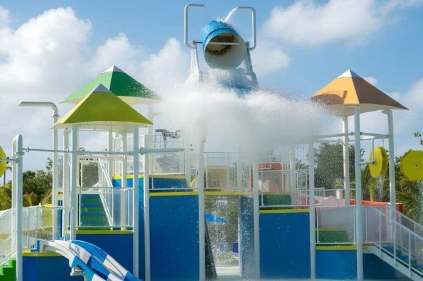 Cozumel: Water Park & Kuza Beach, Buffet & Open Bar Included 3