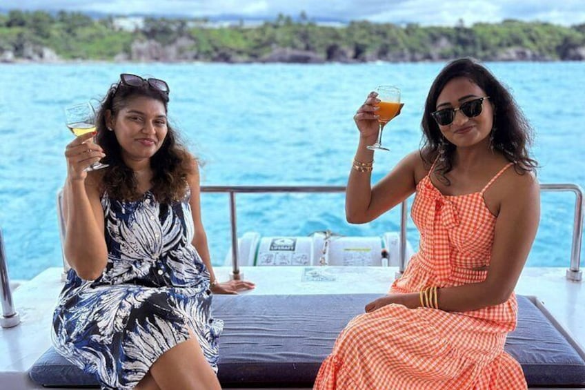 Private Tour in South Jeju including Yacht, Falls & Mt.Halla 4