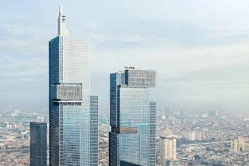 Jakarta Iconic Half Day Tour Visit all sites 1