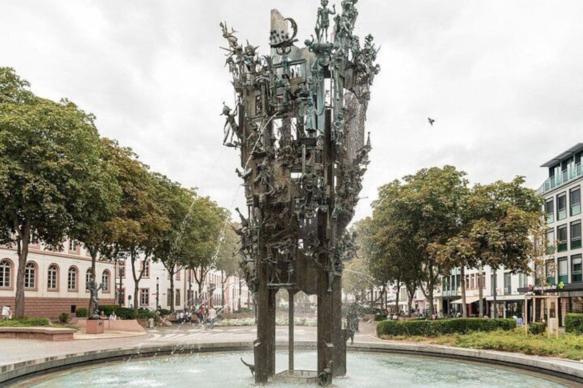 Fastnachtsbrunnen (mainzplus CITYMARKETING_Dominik Ketz) 2