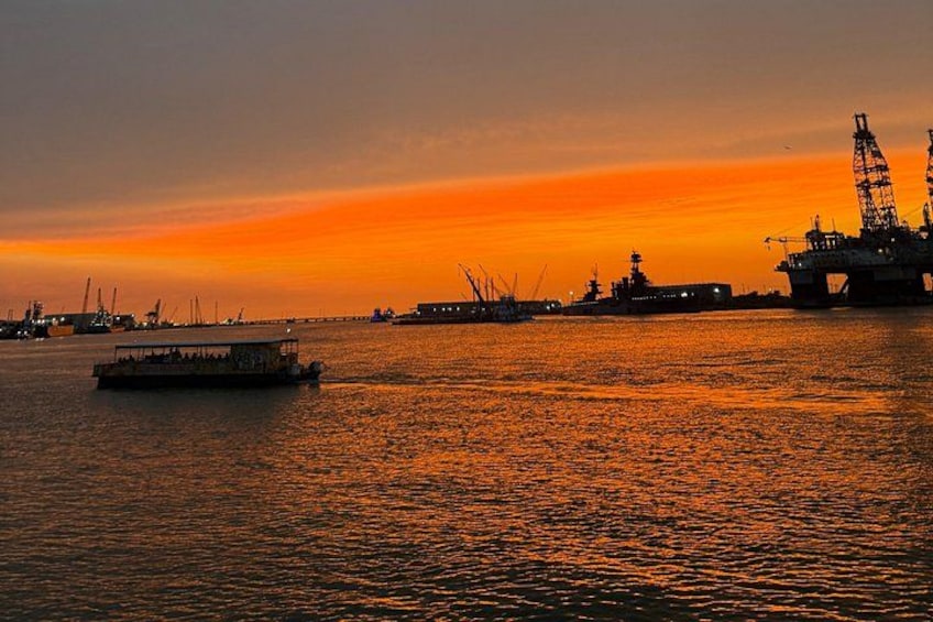 Galveston Sunset Tour – Sophisticated Adult Oriented Cruise 1