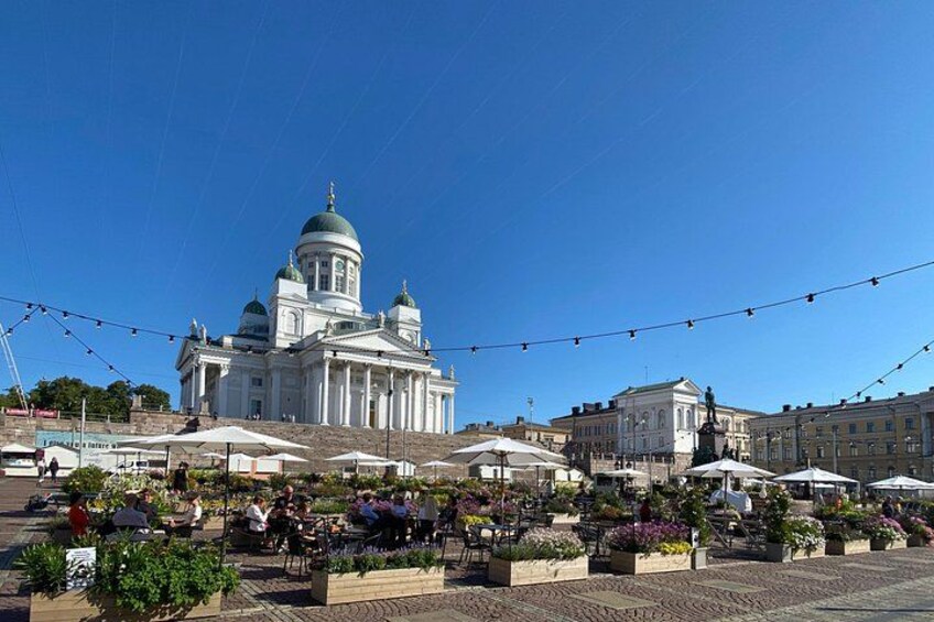 Helsinki and Suomenlinna Day Tour with Ferry Ride 5