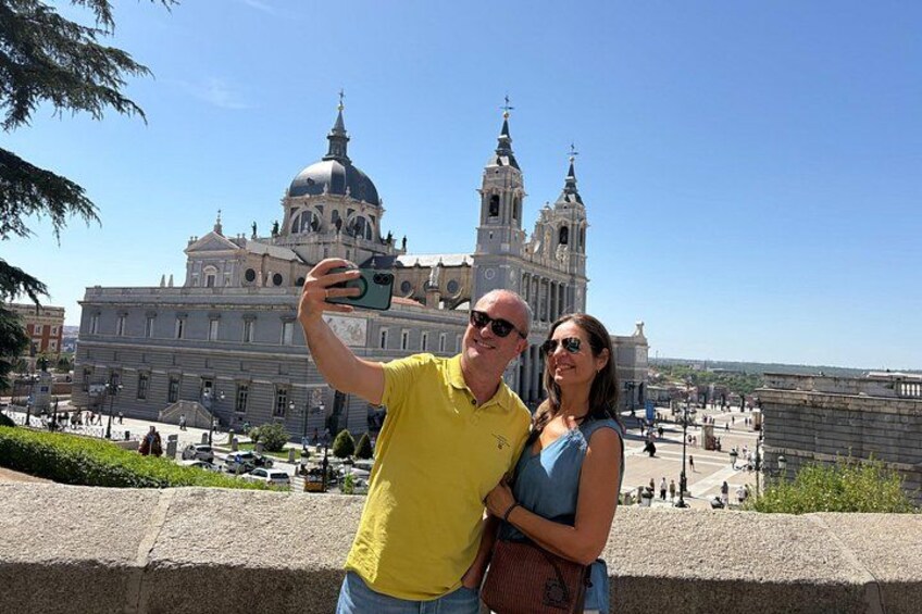 Private Tour with Tuk Tuk Zero : Historic Heart. 1hrs. 15min. 2
