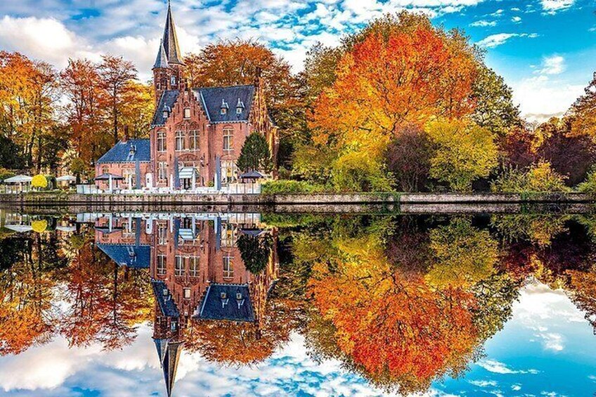 Across Bruges History Equals Fun with chocolate and waffle sample 5