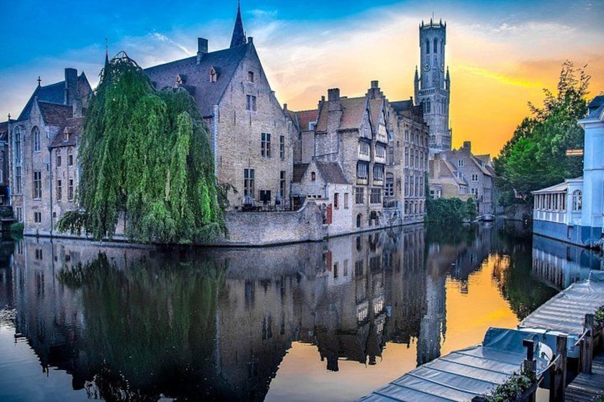 Across Bruges History Equals Fun with chocolate and waffle sample 2