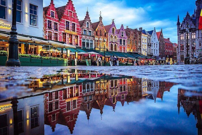 Across Bruges History Equals Fun with chocolate and waffle sample 1