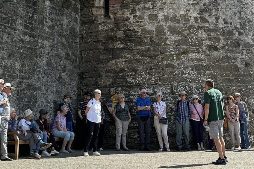 Conwy 
Guided Tours 3