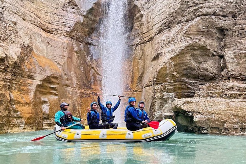 Osumi Canyon Adventure - Rafting & Tubing 4