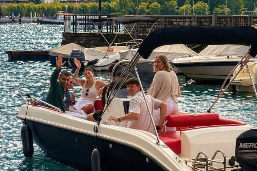 Self Drive Boat Rental on Lake Como No License Needed 2