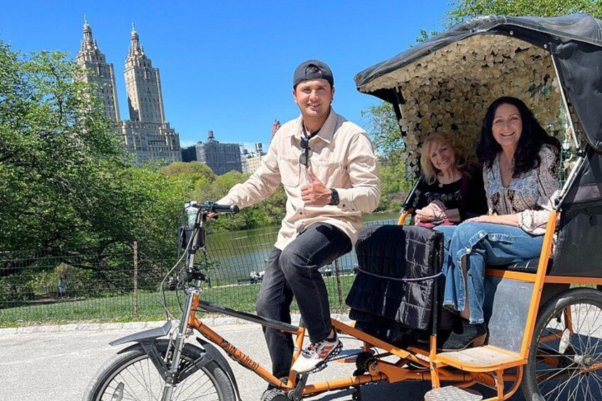 Central Park Pedicab Tour with local Guide 1