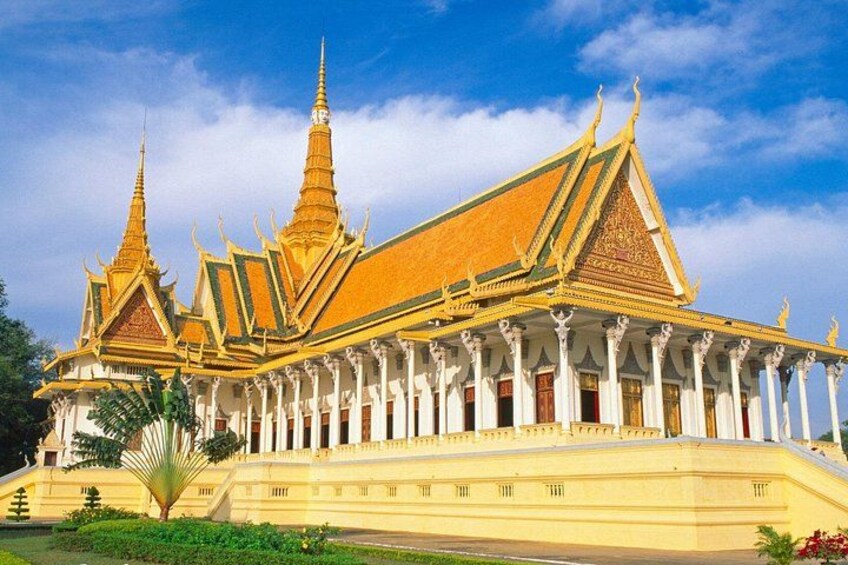 10 Day Cambodia Temples Beaches and Capital City 4
