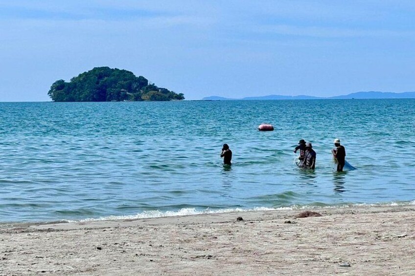 10 Day Cambodia Temples Beaches and Capital City 1
