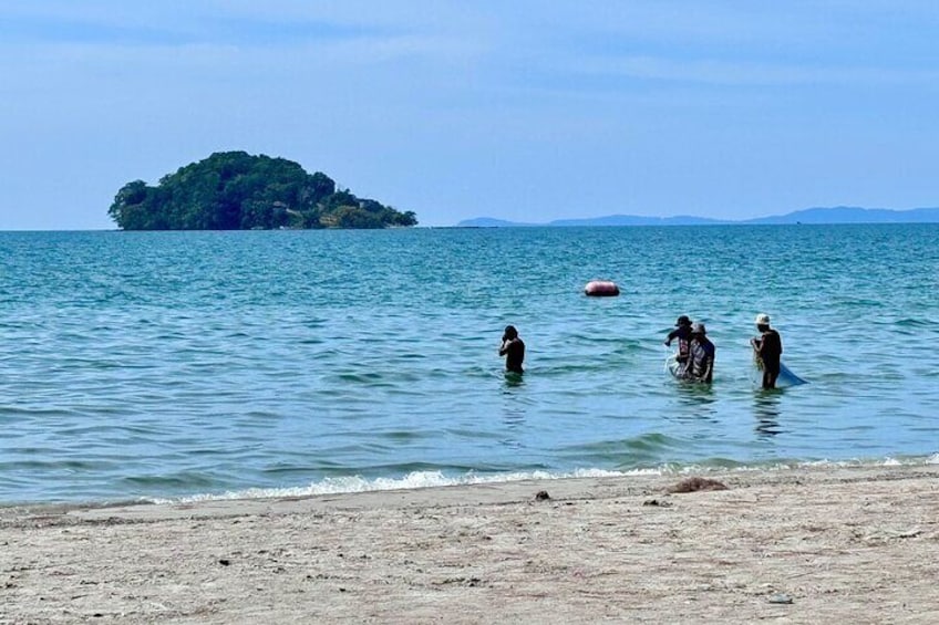 10 Day Cambodia Temples Beaches and Capital City 1