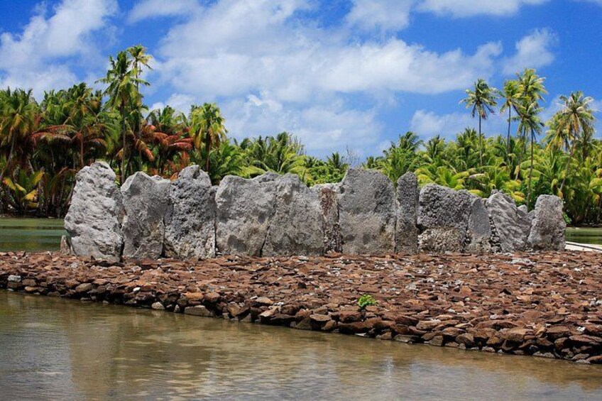 Huahine Private Shore Tour: Fare, Maeva & Island Flavors 3