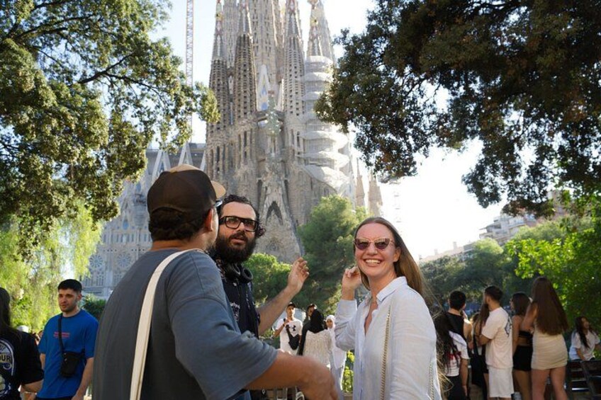 Best of Barcelona: Sagrada Familia, Gaudi & Candy Tasting Tour 2