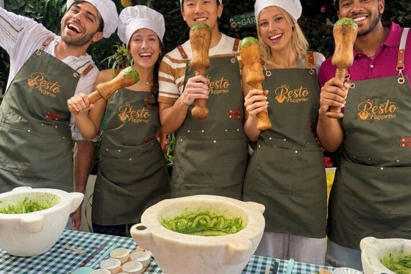 Mortar pesto lesson with World Champion and local Menu 1
