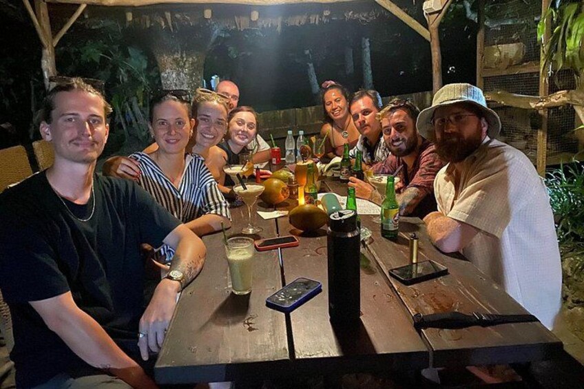 Beach Bar, Mele 4