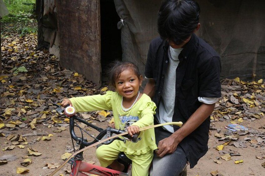 Make Essential Oils with a Village Herbalist Near Phnom Penh 3