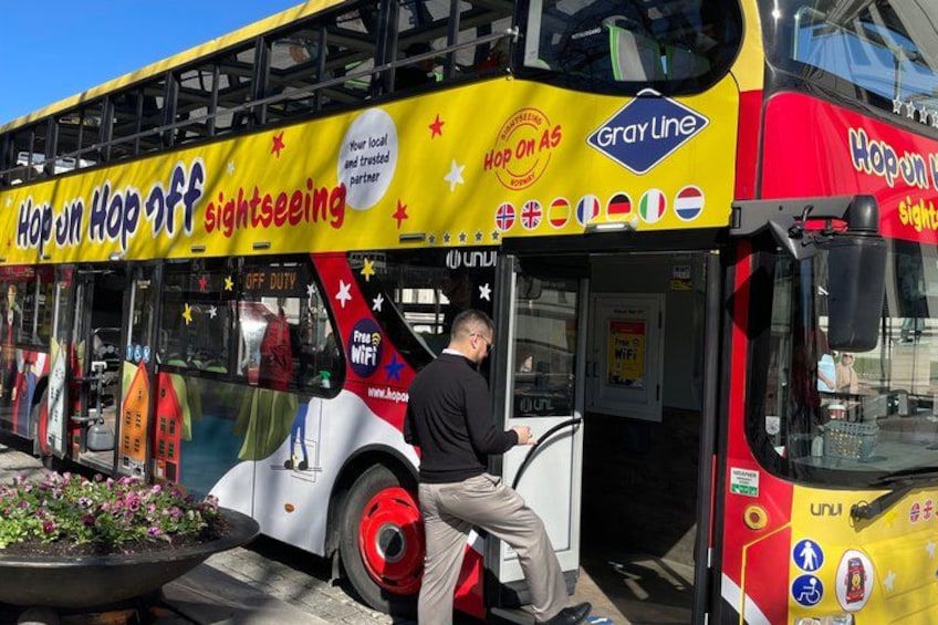 Oslo: 24 hours Hop-On Hop-Off Sightseeing Bus Ticket Gray Line 4