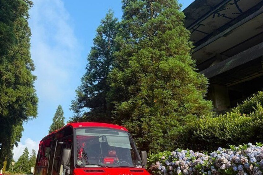 São Miguel Hop-On Hop-Off Sightseeing Bus 3