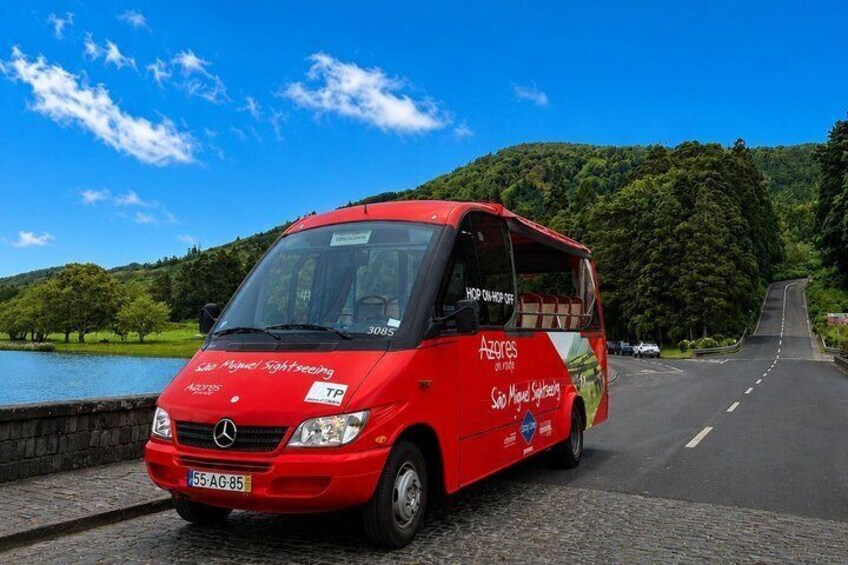 São Miguel Hop-On Hop-Off Sightseeing Bus 2
