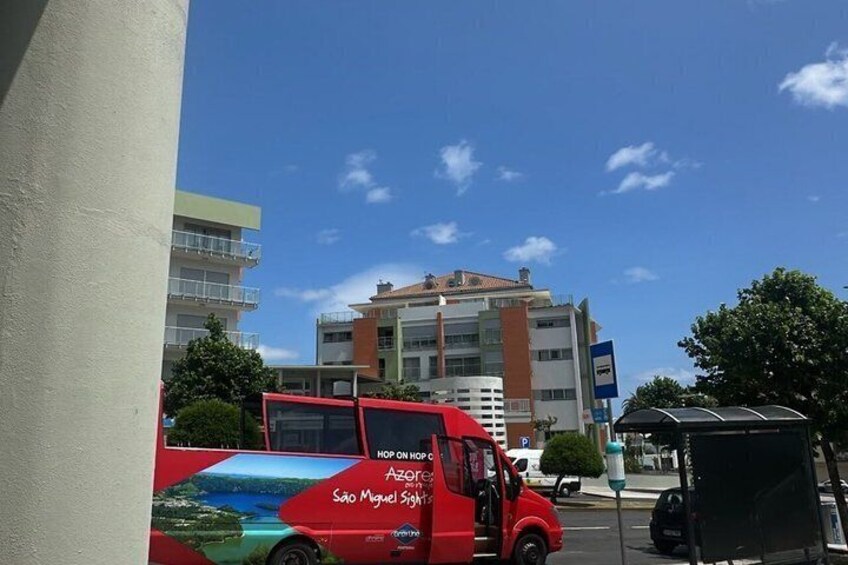 São Miguel Hop-On Hop-Off Sightseeing Bus 4