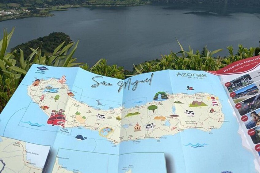 São Miguel Hop-On Hop-Off Sightseeing Bus 3