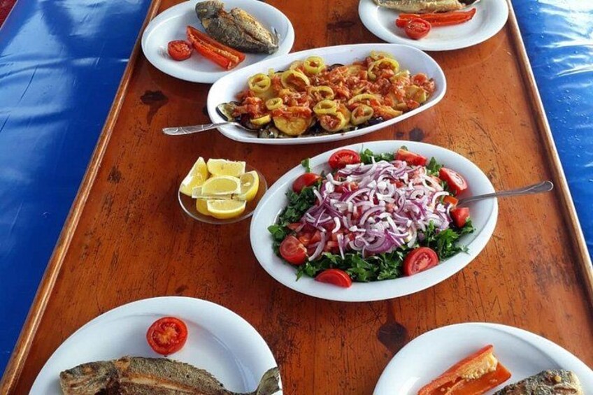 Marmaris and Icmeler Private Full-Day Boat Trip with Lunch 5