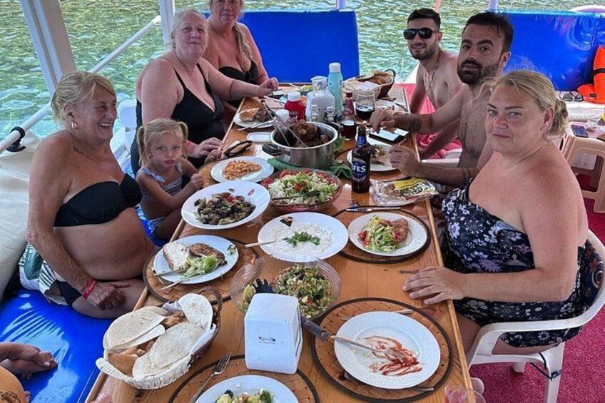 Marmaris and Icmeler Private Full-Day Boat Trip with Lunch 2
