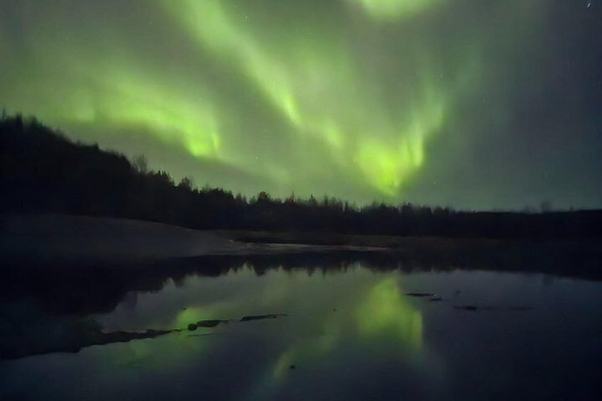 Fire and Ice tour hot springs northern lights 3