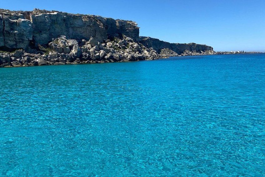 The stunning sea of Favignana 5