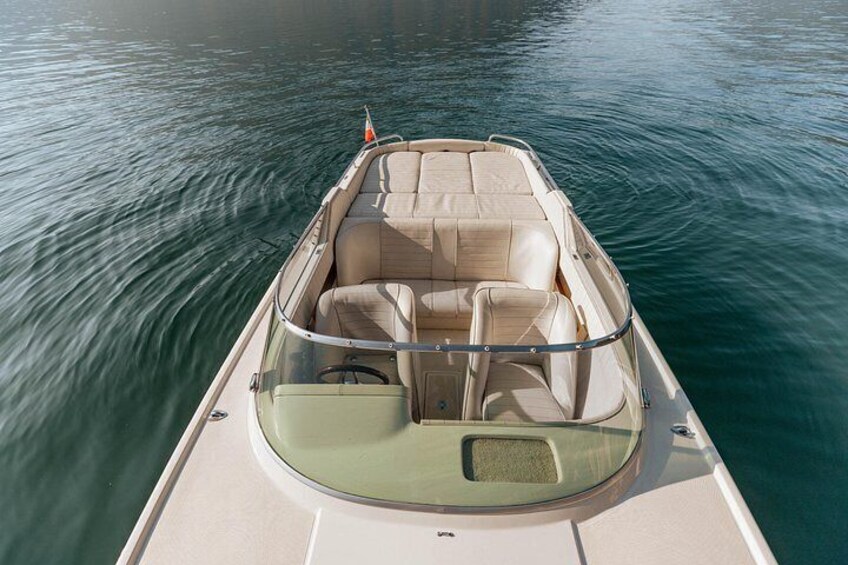 Private Boat Tour on Lake Como 4