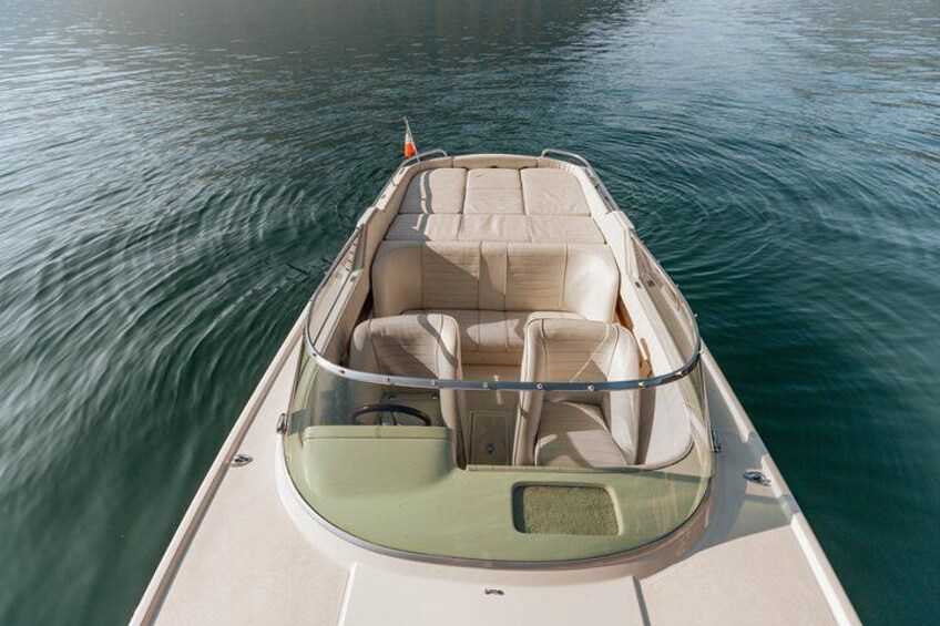 Private Boat Tour on Lake Como 2