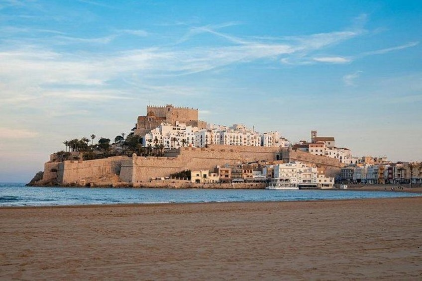 From Valencia: Day trip to Peniscola, (City, Castle & Beach) 4