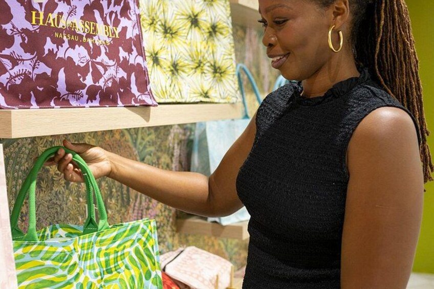 Sip and Create Bahamian Candle Making Workshop 2