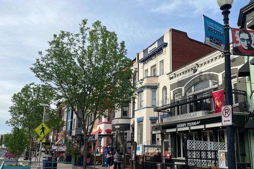 Local Neighborhood Washington DC Food Tour by DrinkEatWalk Tours 3