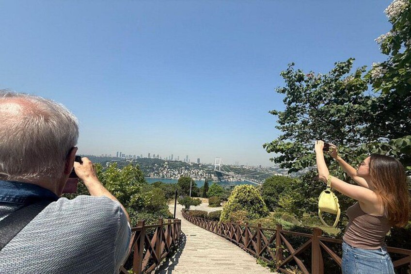 Bosphorus Highlights Tour Europe and Asia 1