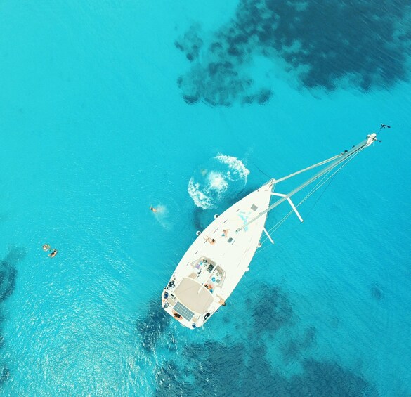 Nydri: Full-Day Sailing Cruise with Swim Stops & Meal 1