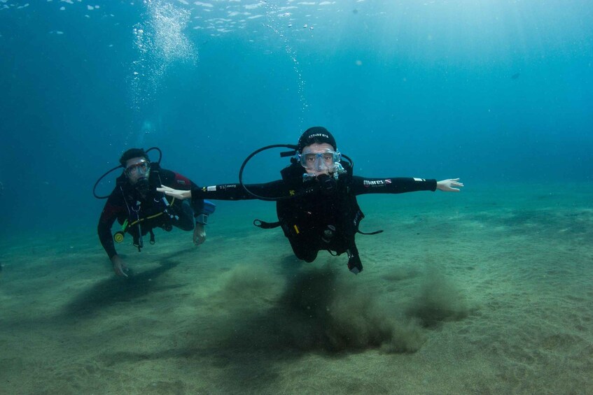 Picture 12 for Activity Bautismo Buceo para principiantes 1 inmersion| Vídeos Gratis 5