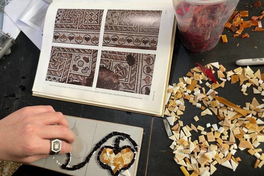 Thessaloniki: UNESCO Walk & Byzantine Glass Mosaic Workshop 1