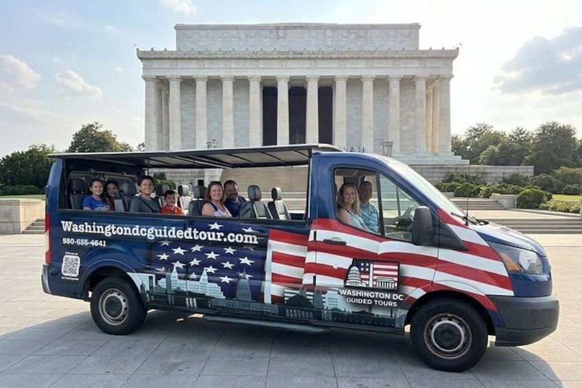 Washington DC Monuments Open-Air Sightseeing Guided Tour 2